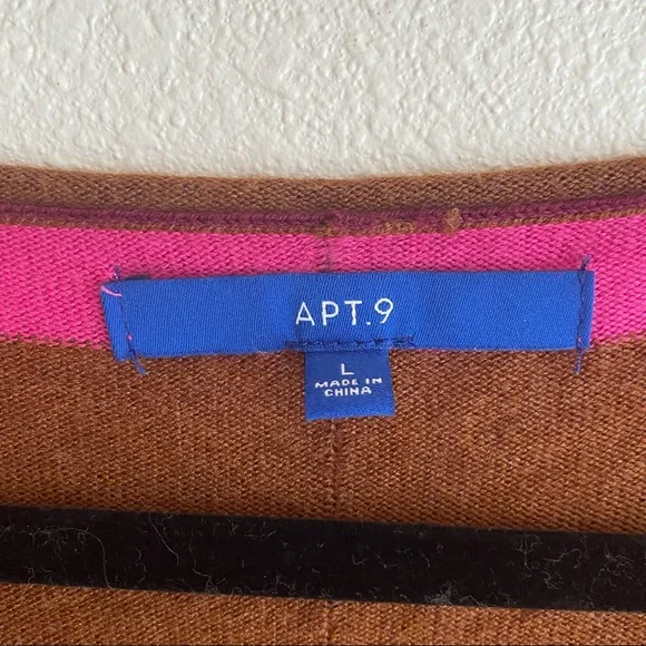 Apt 9 Sweater - Picture 2 of 4